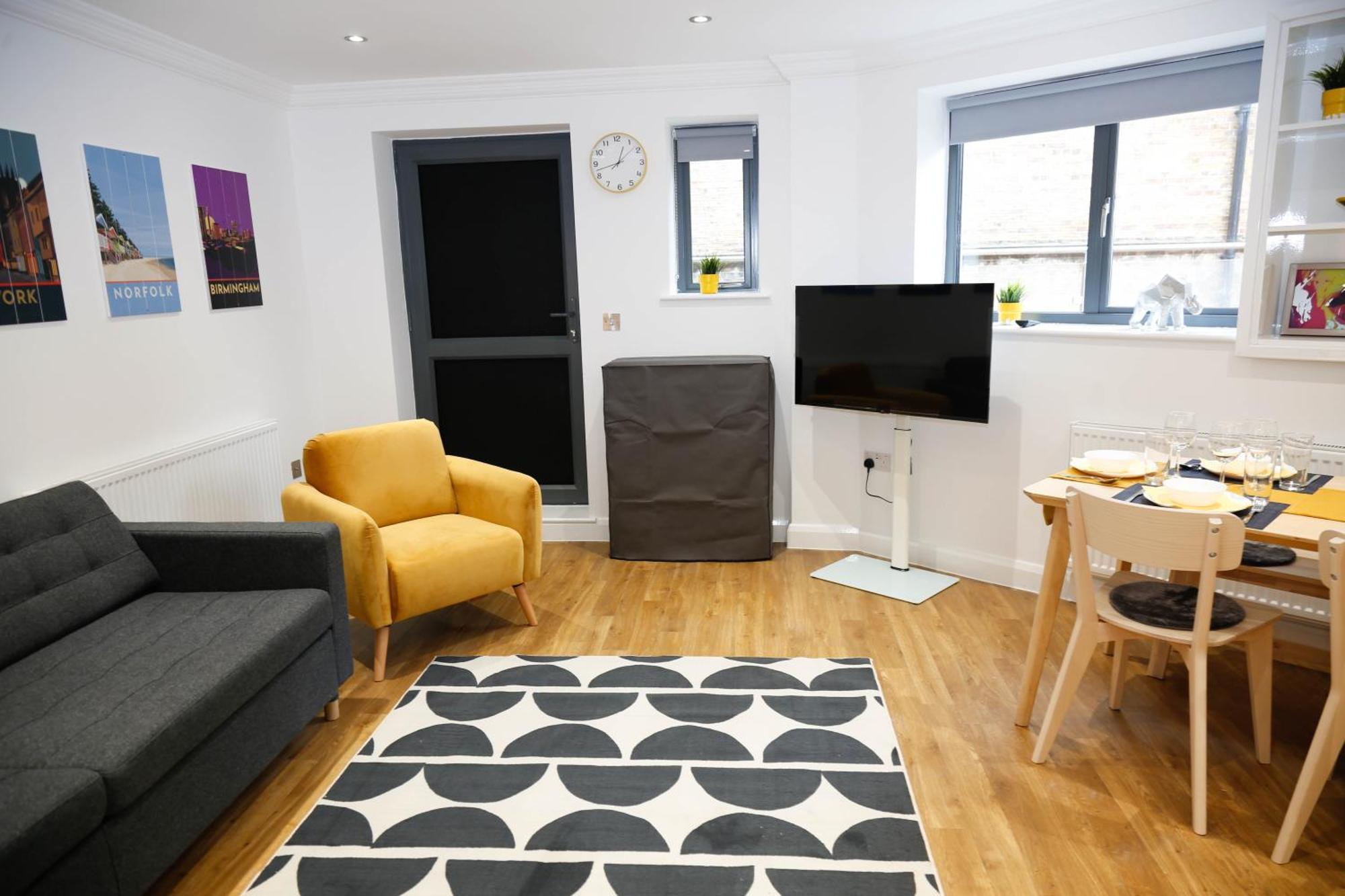 New Luxury Apartments In Central Location Next To Shops, Cafes, Bars & Metro Londra Dış mekan fotoğraf
