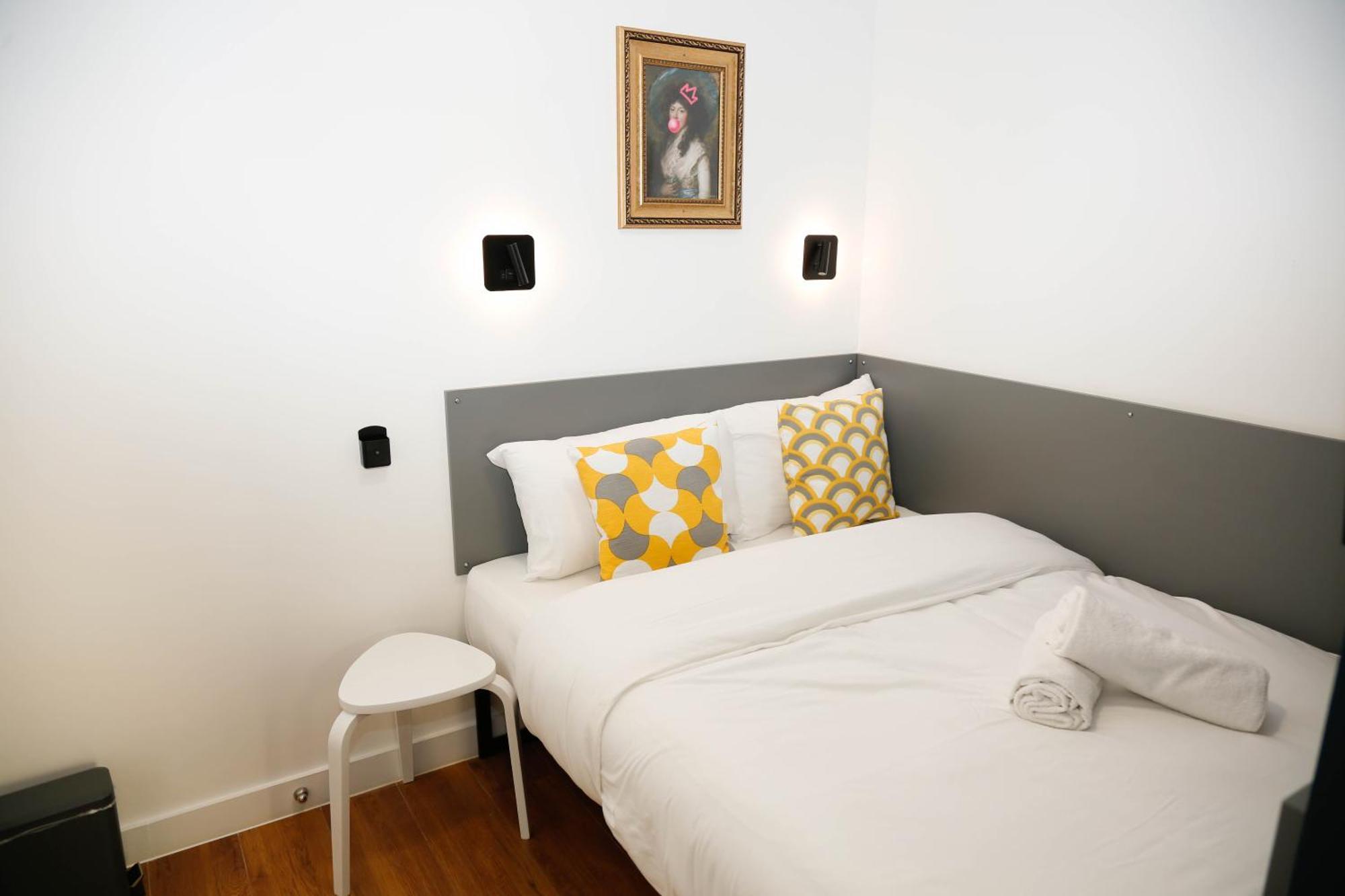 New Luxury Apartments In Central Location Next To Shops, Cafes, Bars & Metro Londra Dış mekan fotoğraf